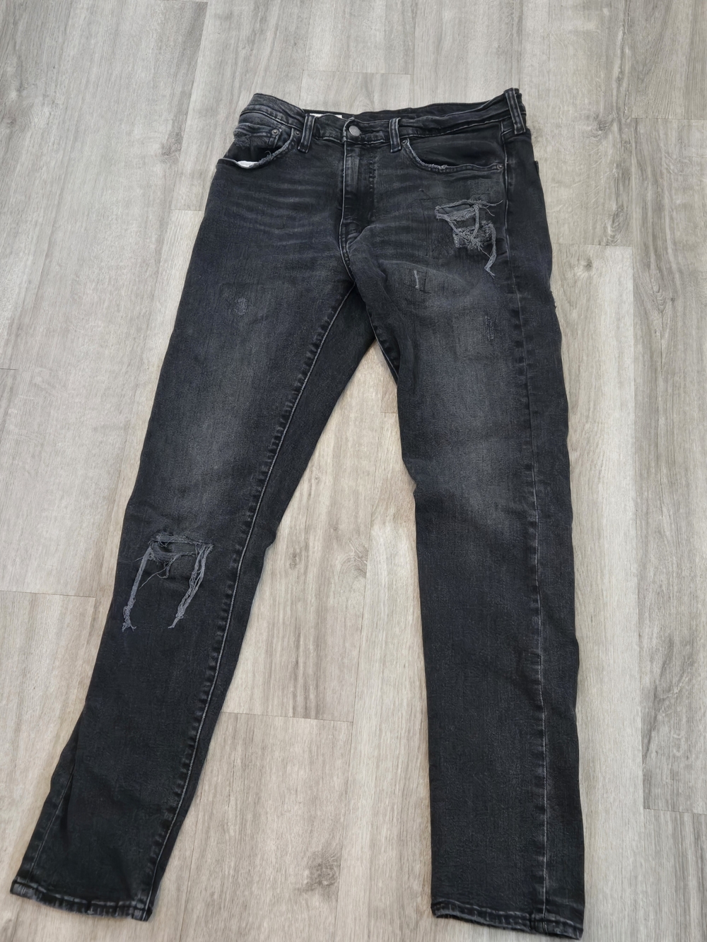 Levi's Black Slim Straight Distressed Jeans